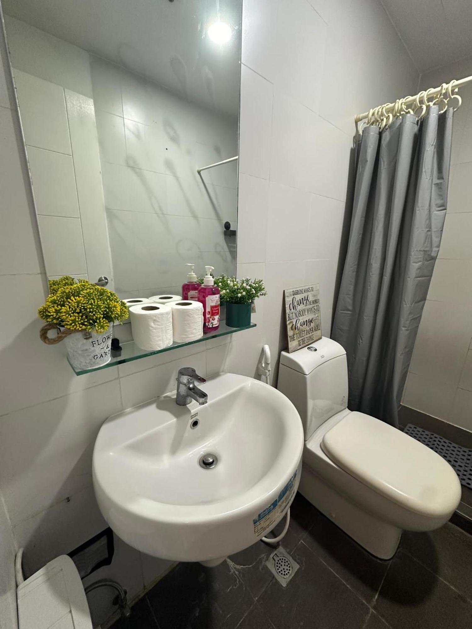 Cozy Place With City View At Greenbelt Makati Manila Exterior foto