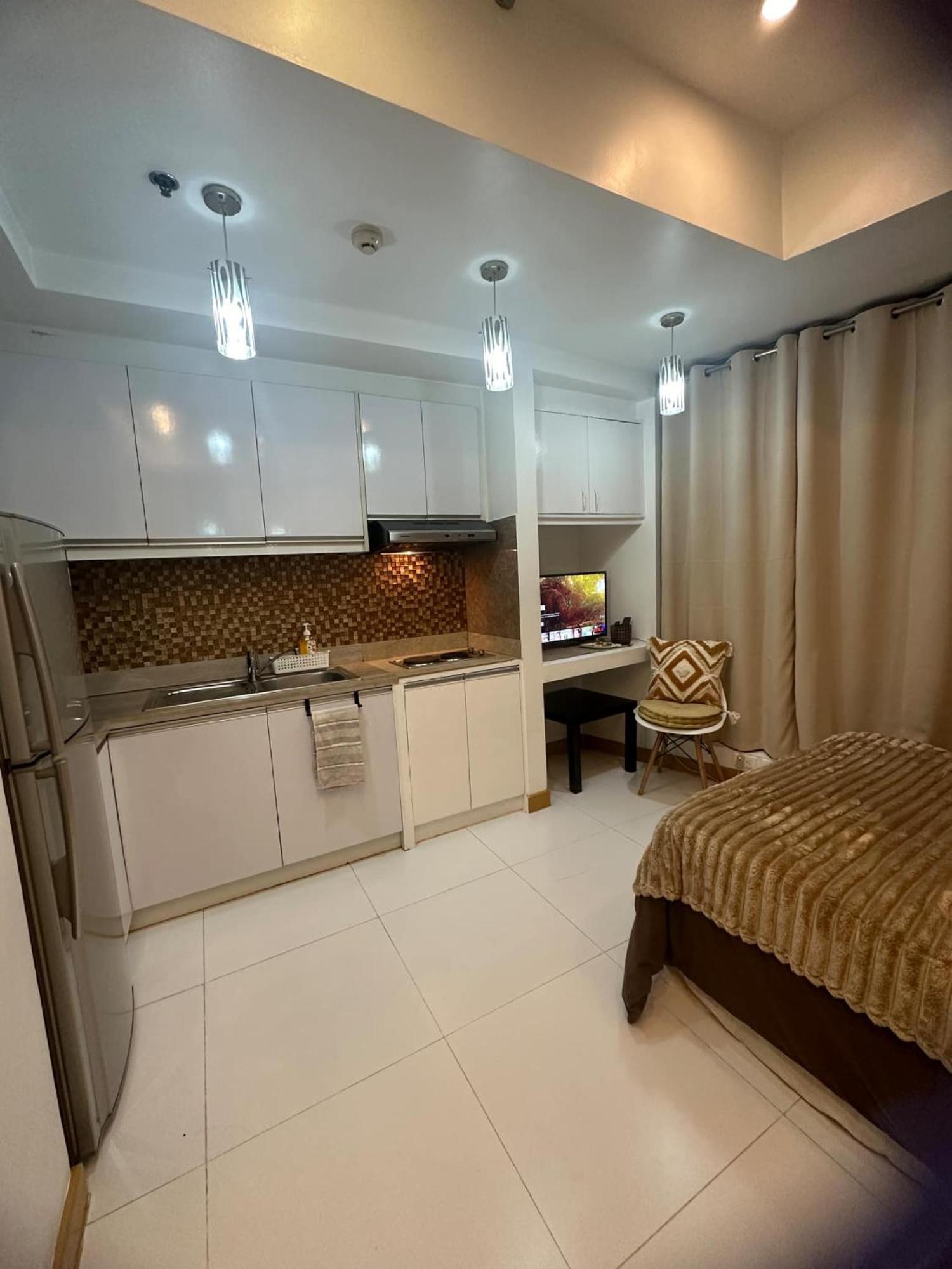 Cozy Place With City View At Greenbelt Makati Manila Exterior foto